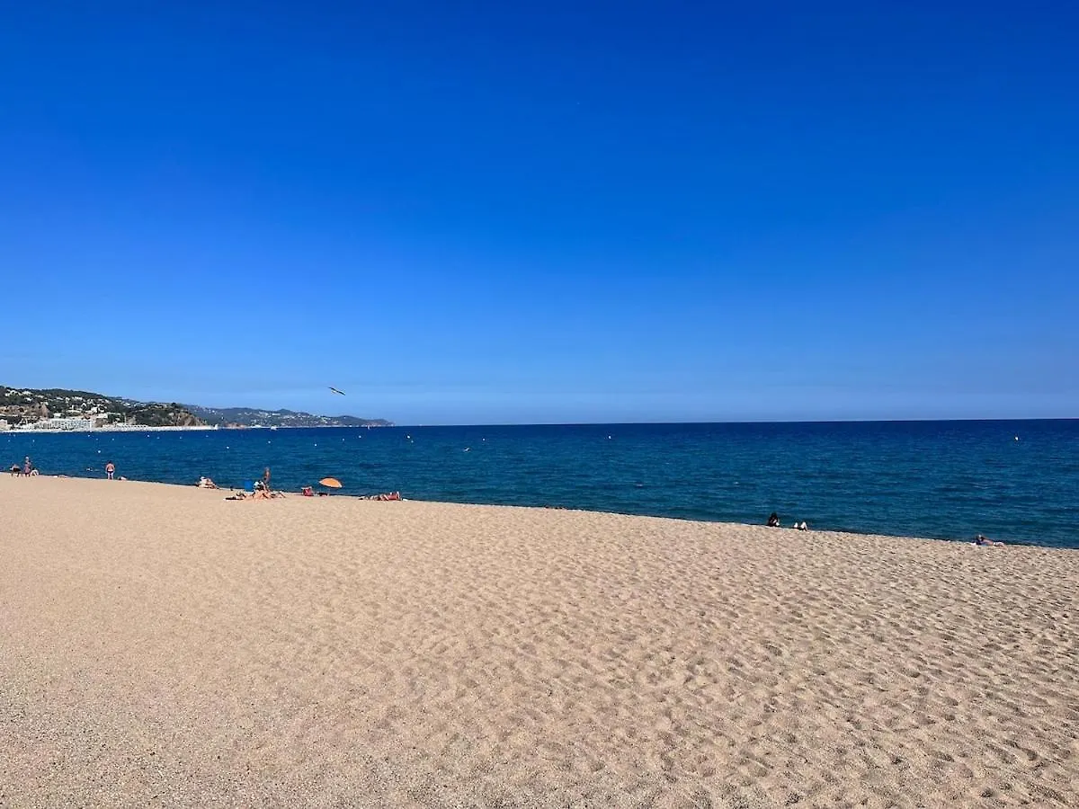 Seafront Apartment - Costa Brava Blanes Spanien